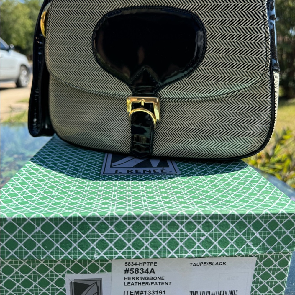 J.Renee Black and Cream Herringbone Shoulder Bag